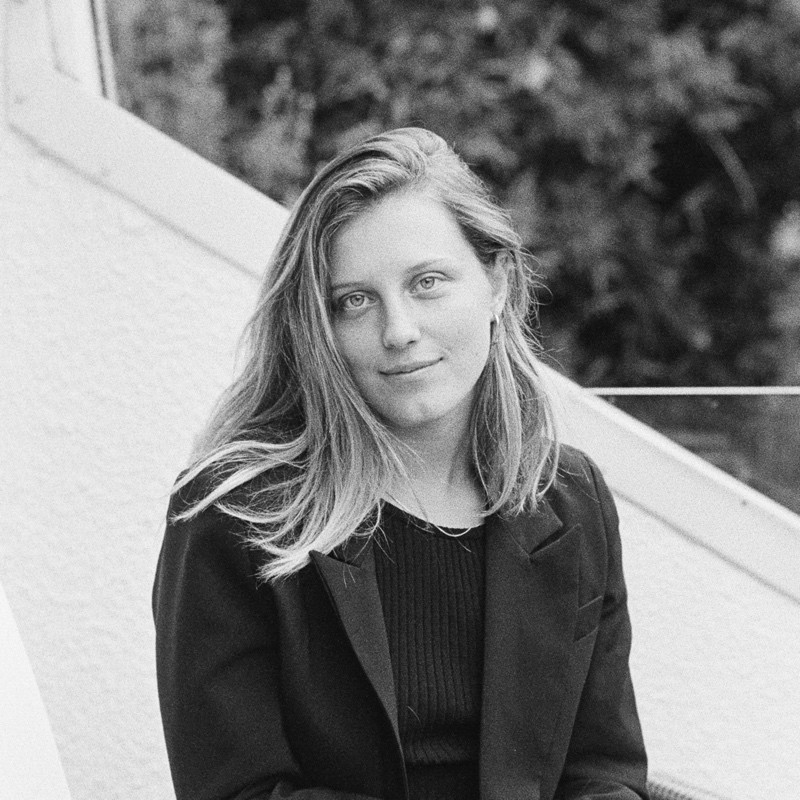 Ryght | Isabella Murrell 